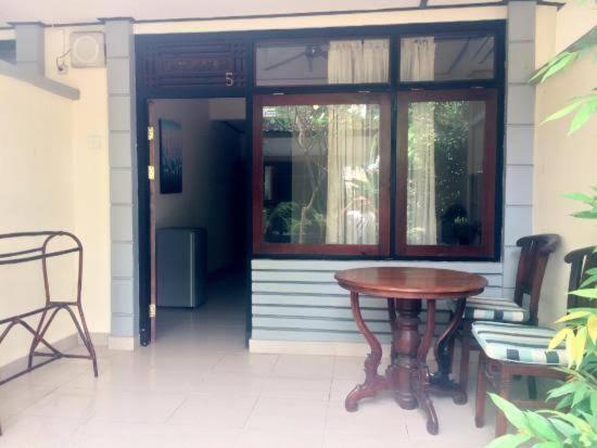 Gina'S Guest House سانور المظهر الخارجي الصورة
